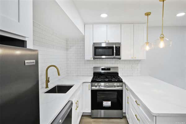 1 bed, 1 bath, $2,600, Unit 1