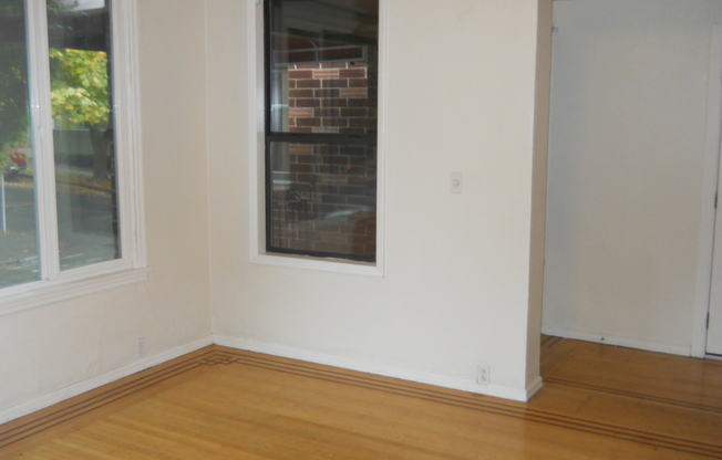 1 bed, 1 bath, 500 sqft, $1,550, Unit 01