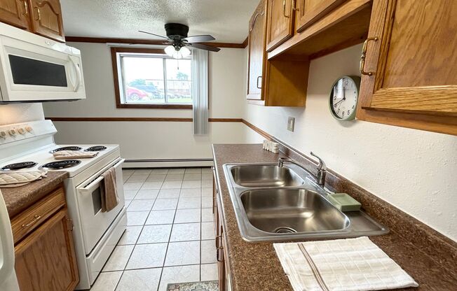 1 bed, 1 bath, 550 sqft, $665, Unit 2541-103