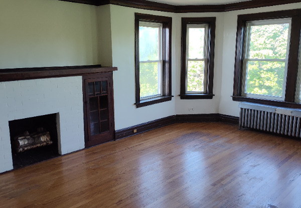 8140 N KEATING
