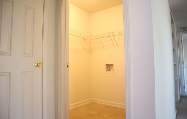 1 bed, 1 bath, 671 sqft, $1,369, Unit 3-3304