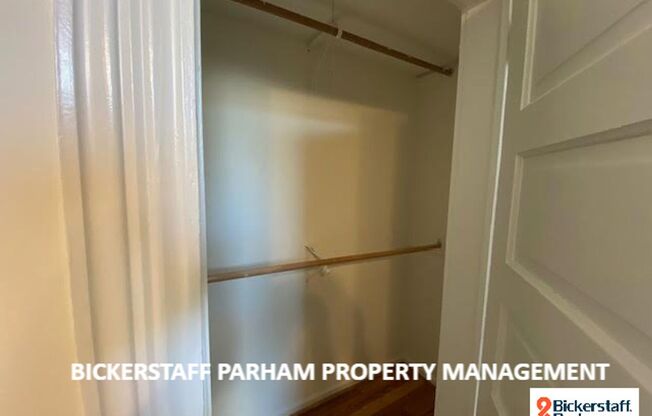 2 beds, 1 bath, $2,000, Unit Unit-C