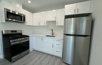 All New 1 bedroom 1 bath ADU with a Private Yard Ready to move in