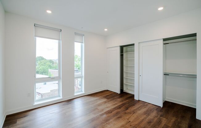 2 beds, 2 baths, 895 sqft, $1,875, Unit 201