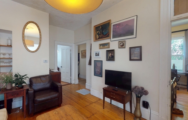 34 Essex St.