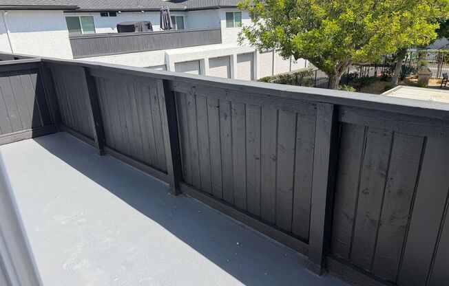 2 beds, 1 bath, 950 sqft, $3,025, Unit A111