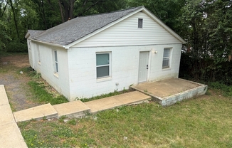 3005 W BLVD