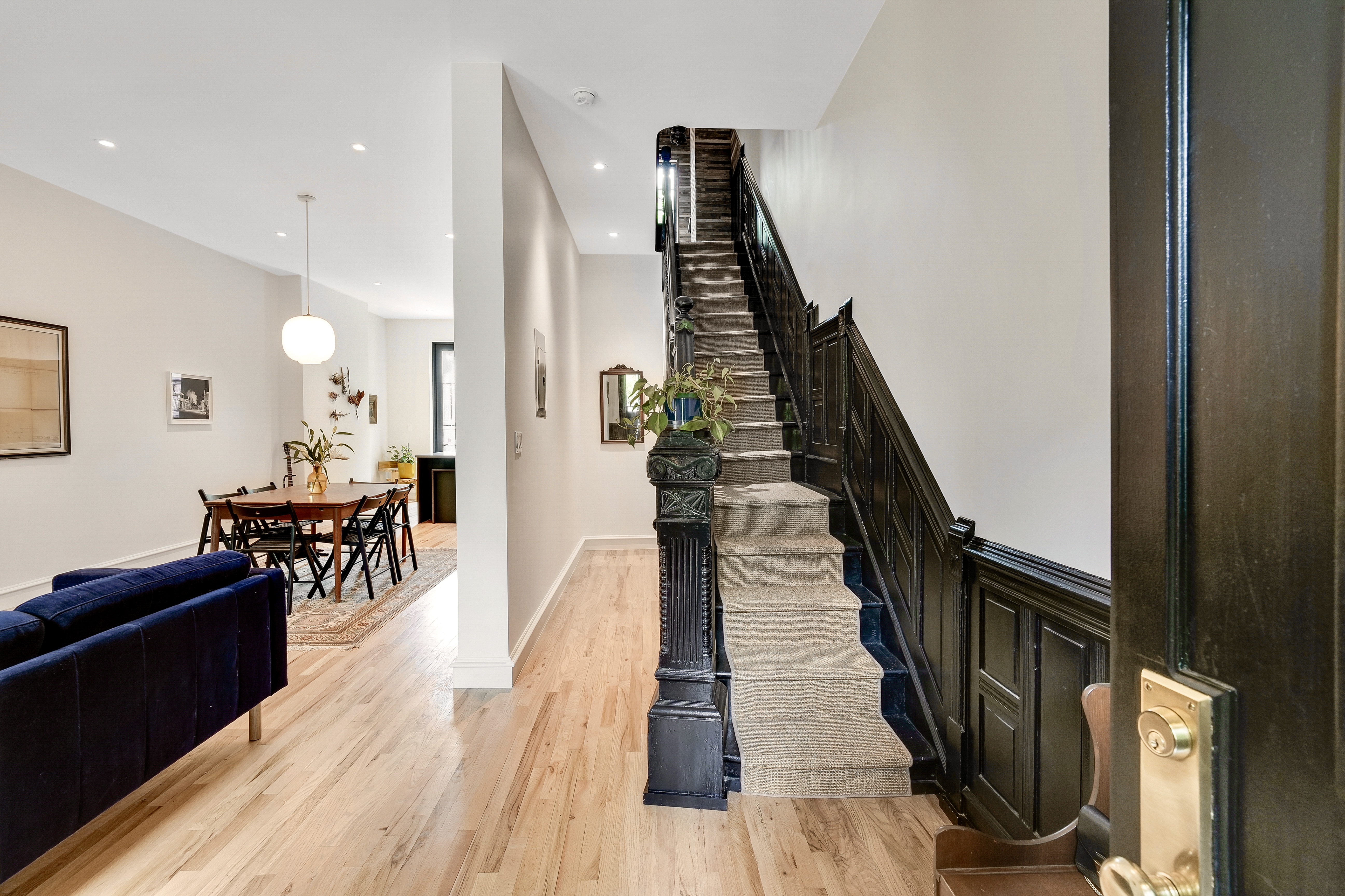 629 PUTNAM AVE