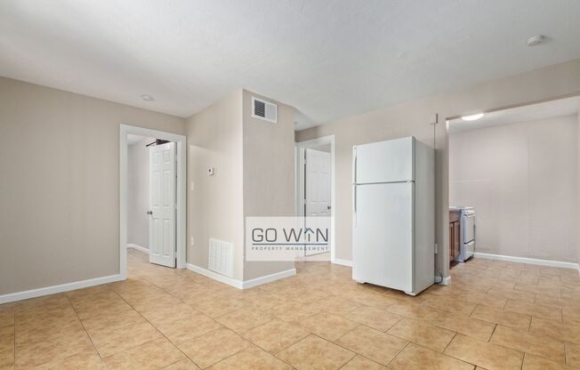 2 beds, 1 bath, 700 sqft, $1,250, Unit 3