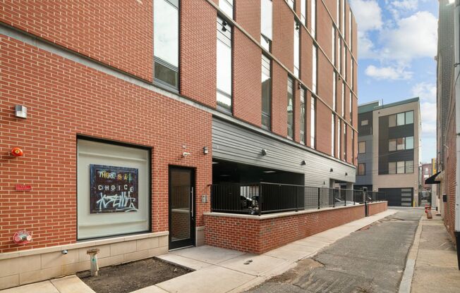 1 bed, 1 bath, 557 sqft, $1,695, Unit 501