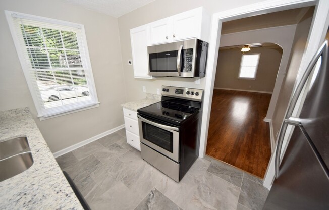 3 beds, 1 bath, $1,485