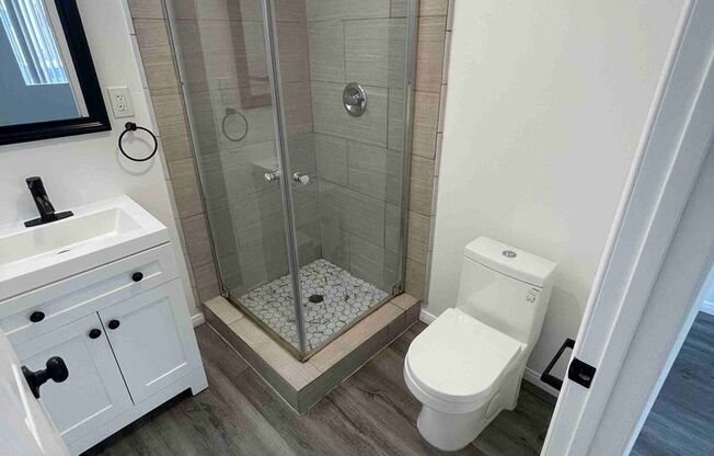 1 bed, 1 bath, 420 sqft, $1,995, Unit 10