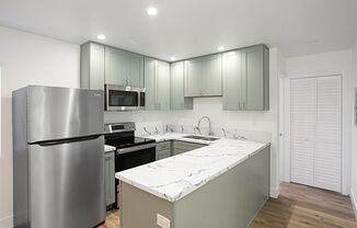 1 bed, 1 bath, 700 sqft, $2,250