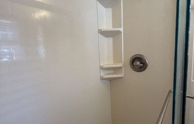 Studio, 1 bath, 500 sqft, $625, Unit 1024 SUNSET #04
