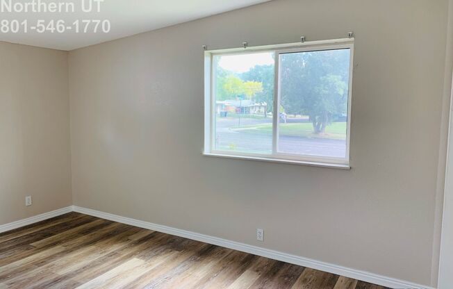 3 beds, 1 bath, $1,550