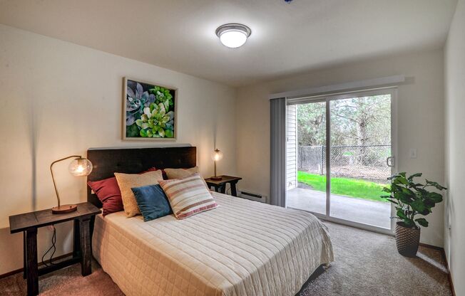 2 beds, 2 baths, 886 sqft, $2,095, Unit H302