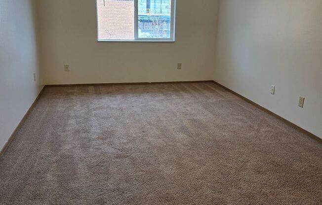 2 beds, 1 bath, 1,050 sqft, $1,269, Unit PL 7303