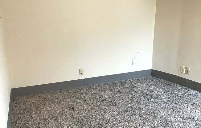 1233 Marshall / 1222-36 Cass