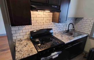836 N MASSASOIT AVE