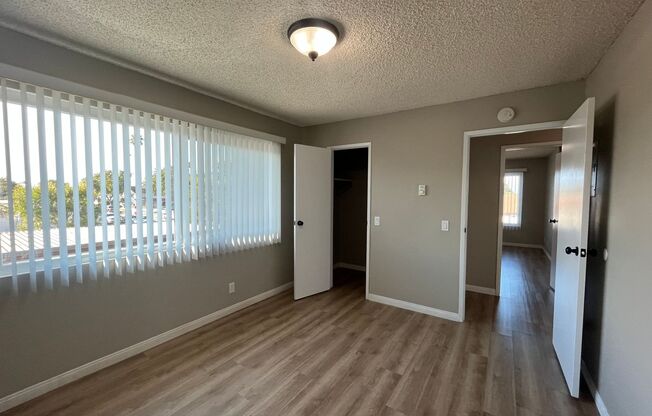 2 beds, 1 bath, 980 sqft, $2,400, Unit 055