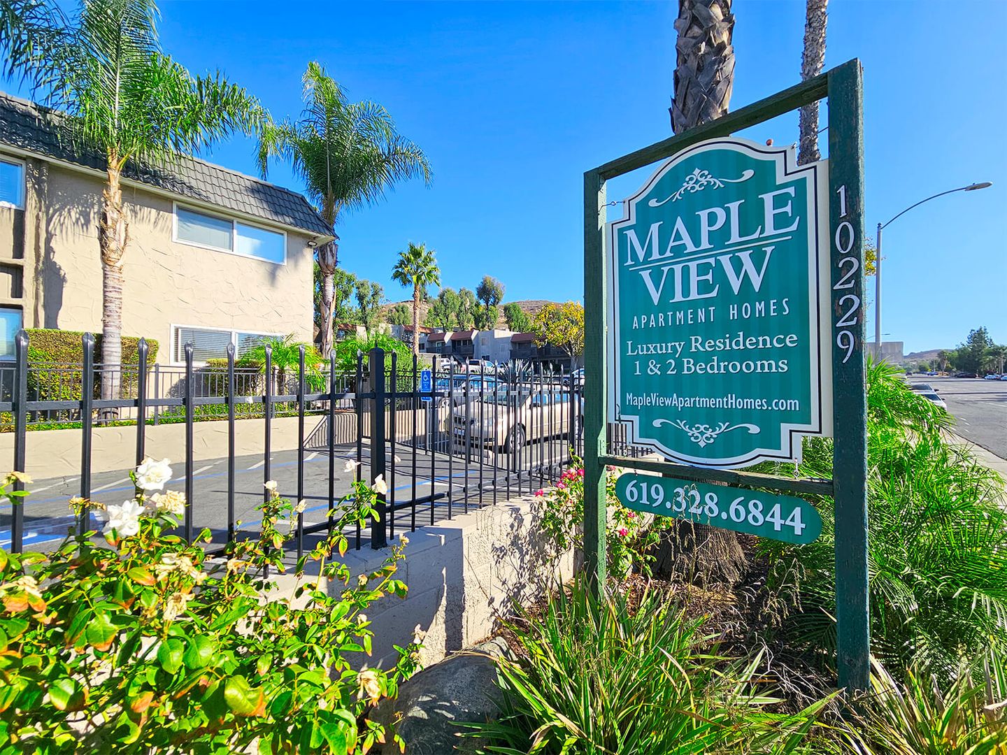 Mapleview Apt. Homes