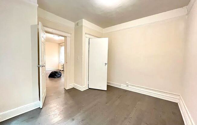 216 Bloomfield Ave # 1A