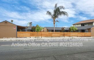 312 W TREAGALLAS RD