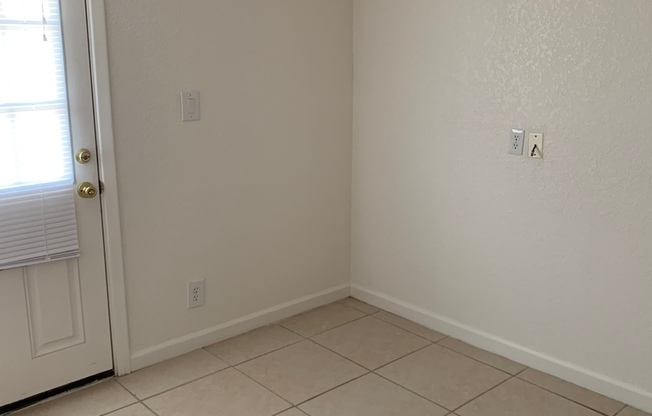 2 beds, 2 baths, $1,600