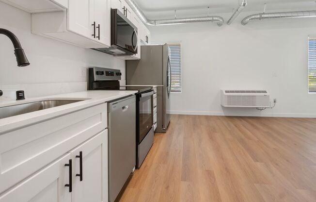 1 bed, 1 bath, 598 sqft, $1,525, Unit 110