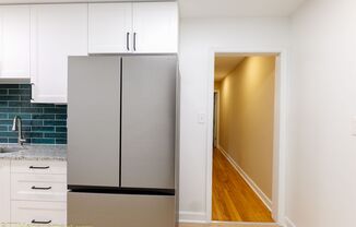 8712 Plymouth Street SPRING PARK PROPERTIES, LLC