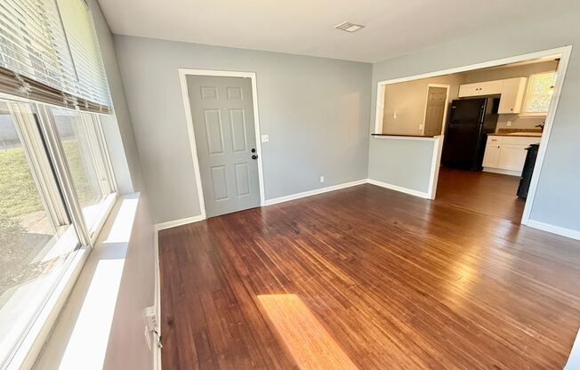 2 Bedroom in Time for Fall! $1450