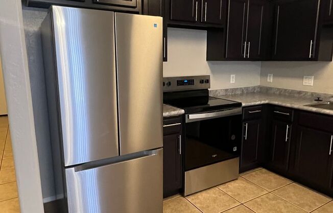 South Phoenix 3Bed 2.5 Bath Garage