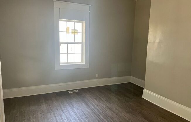 2 beds, 1 bath, $750