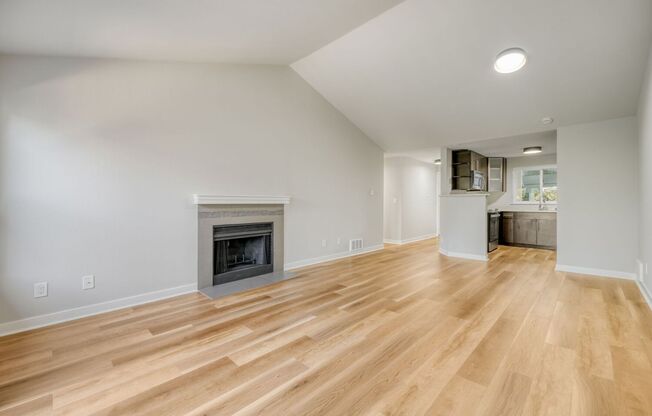 2 beds, 2 baths, 1,000 sqft, $2,595, Unit Unit A203
