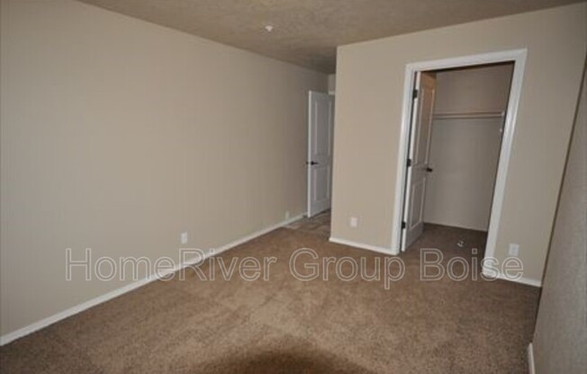865 N BONSAI LN