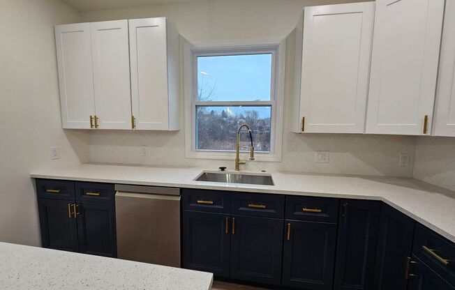 Amazing all new 4 bed 2.5 Bath House for rent!