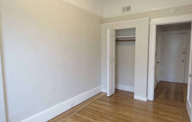 1 bed, 1 bath, $3,500, Unit 1