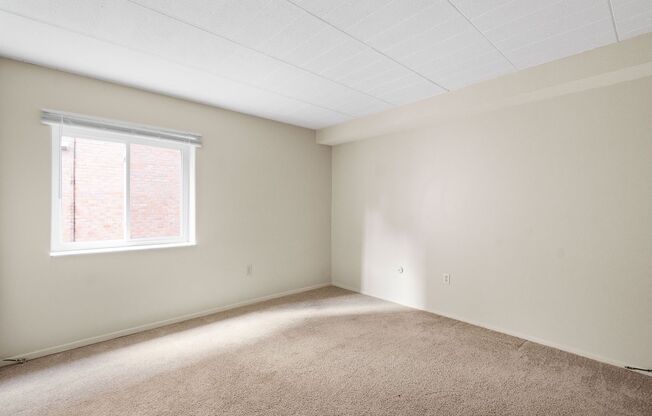 2 beds, 1 bath, 950 sqft, $1,199, Unit 104 B