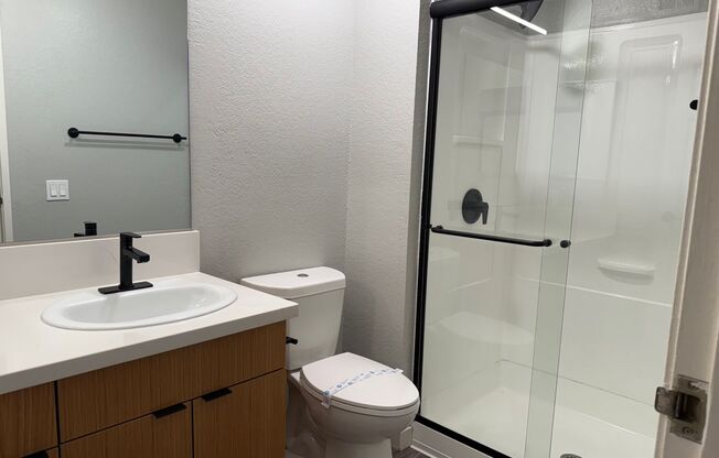 2 beds, 2 baths, 986 sqft, $2,595, Unit 94