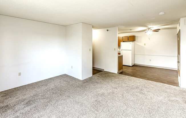 One and two bedroom apartments at Somerset Apartments in Lincoln, NE
