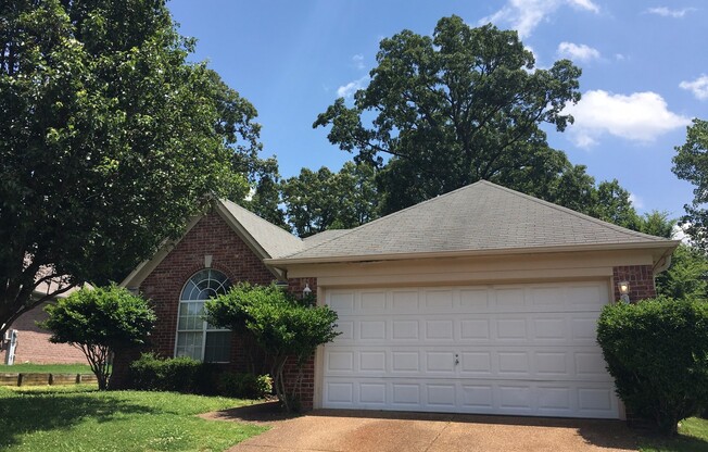 3br/2ba Home in the Bartlett area. Vaulted Ceilings! Fenced Back Yard. Pets are owners approval, fees apply.