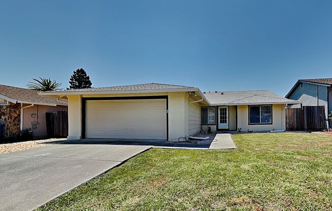 North Vallejo 3/2 Home Available Now!