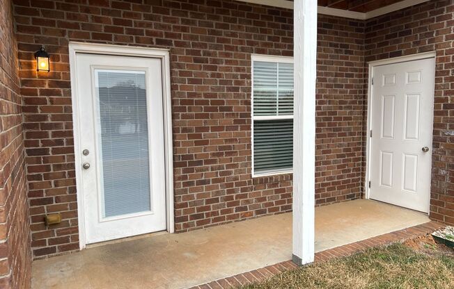 1 bed, 1 bath, 765 sqft, $825, Unit 125