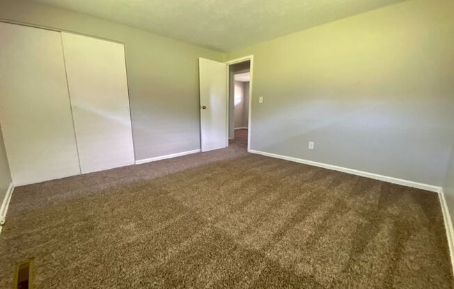 3 beds, 1 bath, $1,445