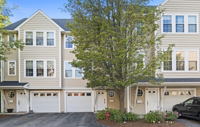 122 E SQUANTUM