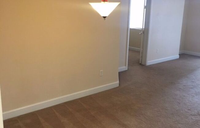 2 beds, 2 baths, $1,595