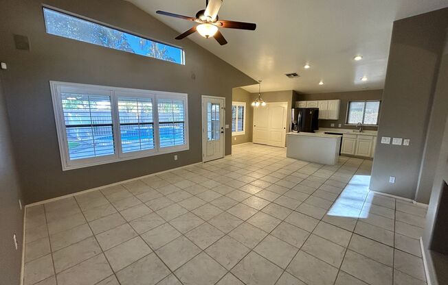 3 Bed/ 2 Bath Home with Den in Arrowhead Ranch with Pool!