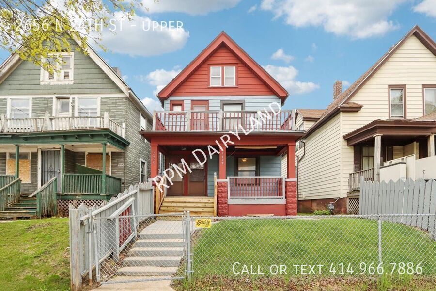 2656 N 24 ST