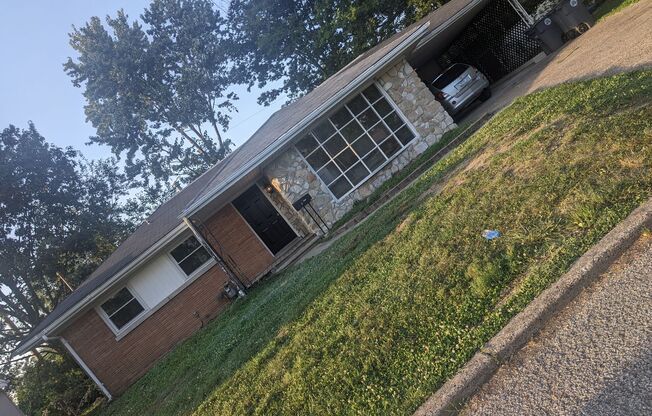 4 Bed & 2 Bath House (EHA APPROVED)