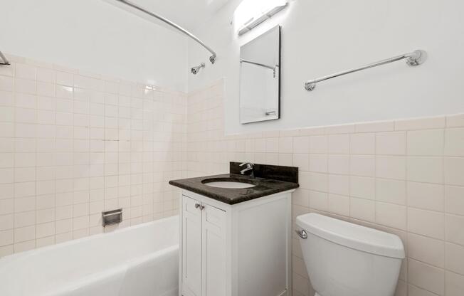 Studio, 1 bath, 473 sqft, $3,200, Unit 14E